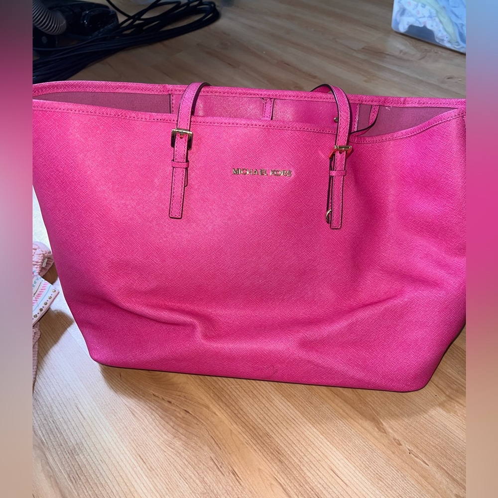 Hot pink MK tote